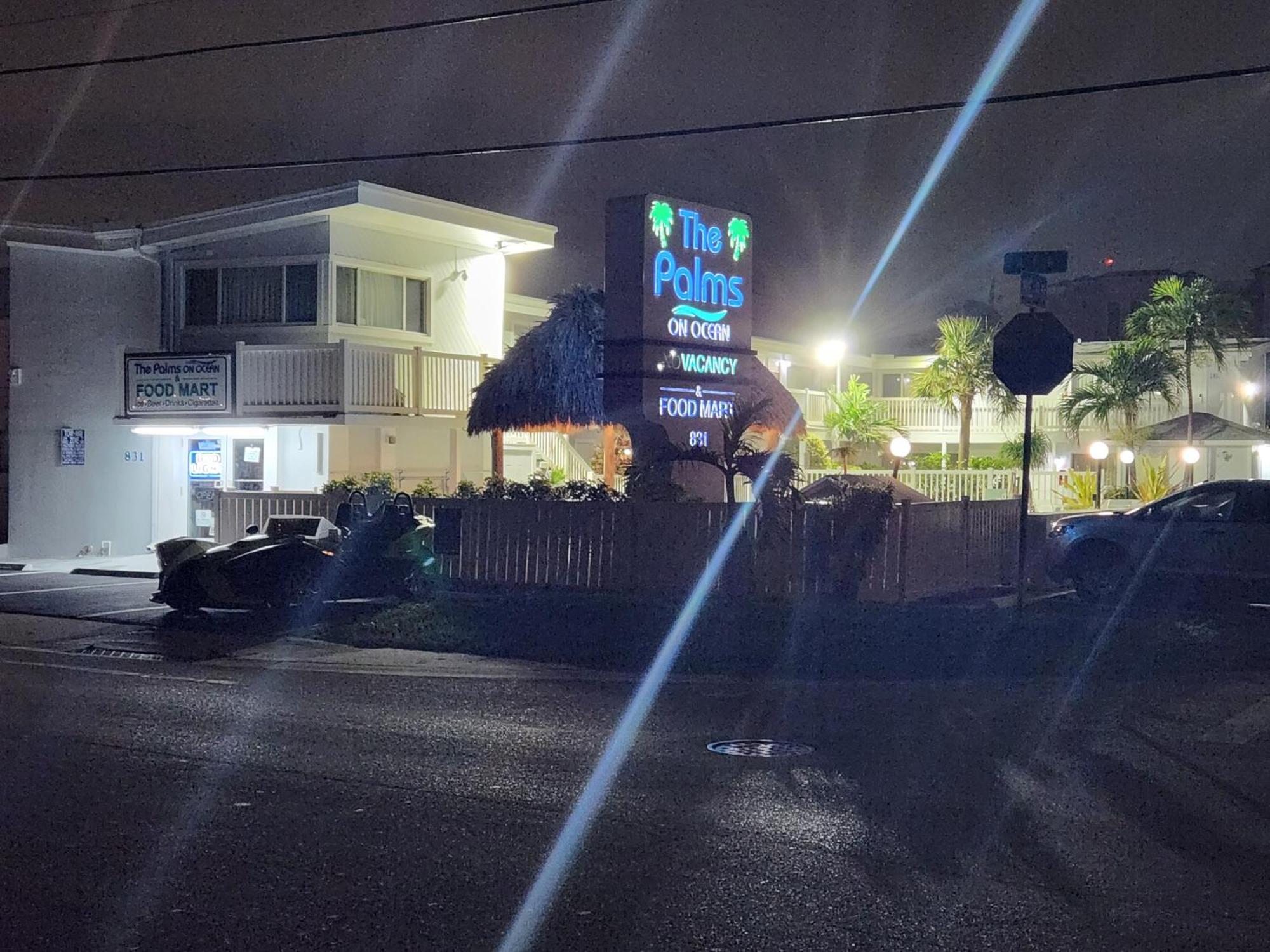 The Palms On Ocean Motel Pompano Beach Exterior foto