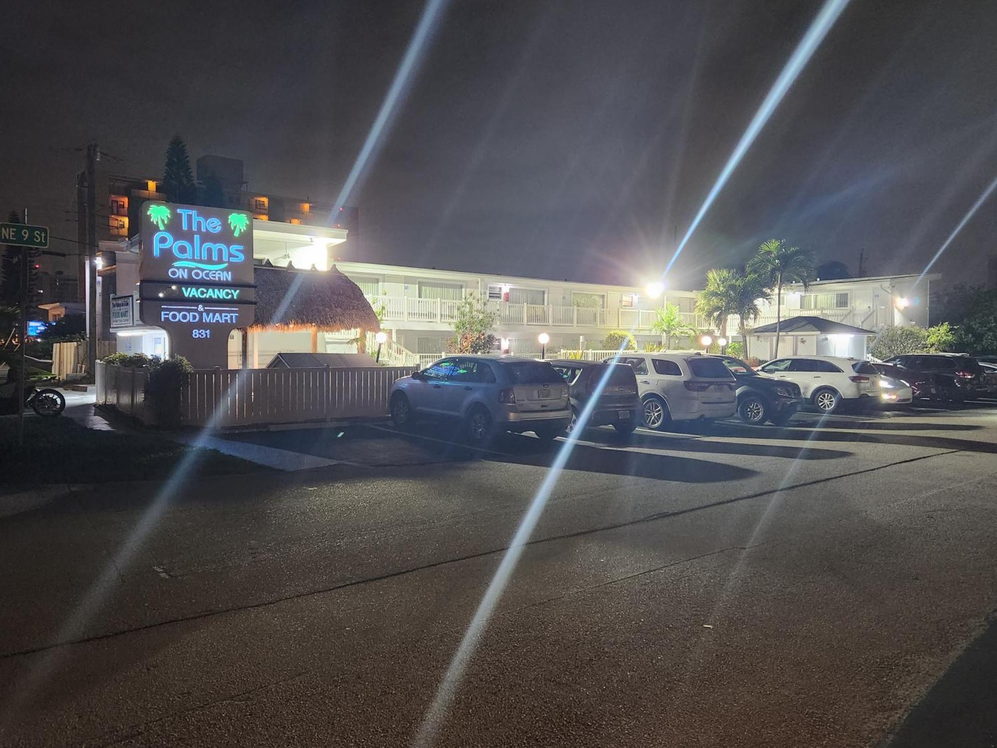 The Palms On Ocean Motel Pompano Beach Exterior foto